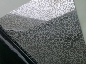 Лист нержавеющий декоративный 0,8мм 1,22х2,5 430 вид 3