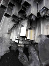 Труба нержавеющая 60х40х1,5 600G полир